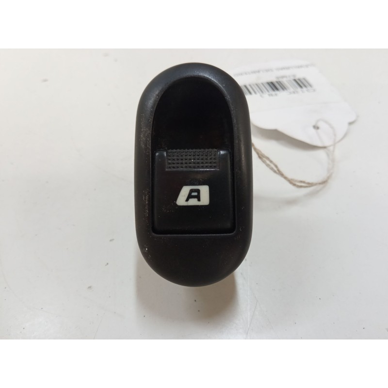 Recambio de mando elevalunas delantero izquierdo para citroën c3 i (fc_, fn_) 1.4 i referencia OEM IAM   