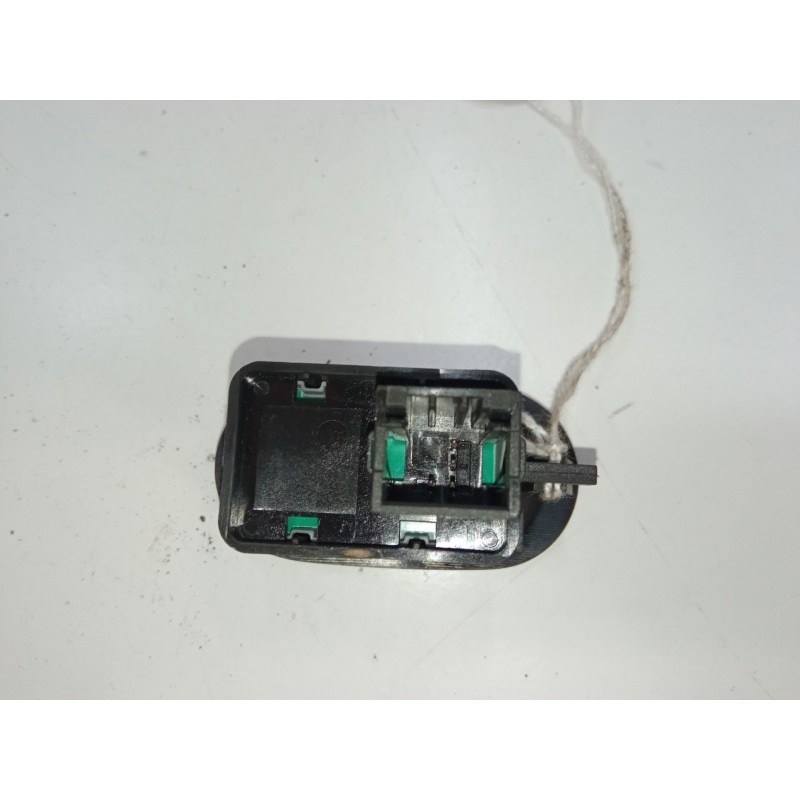 Recambio de mando elevalunas delantero izquierdo para citroën c3 i (fc_, fn_) 1.4 i referencia OEM IAM   