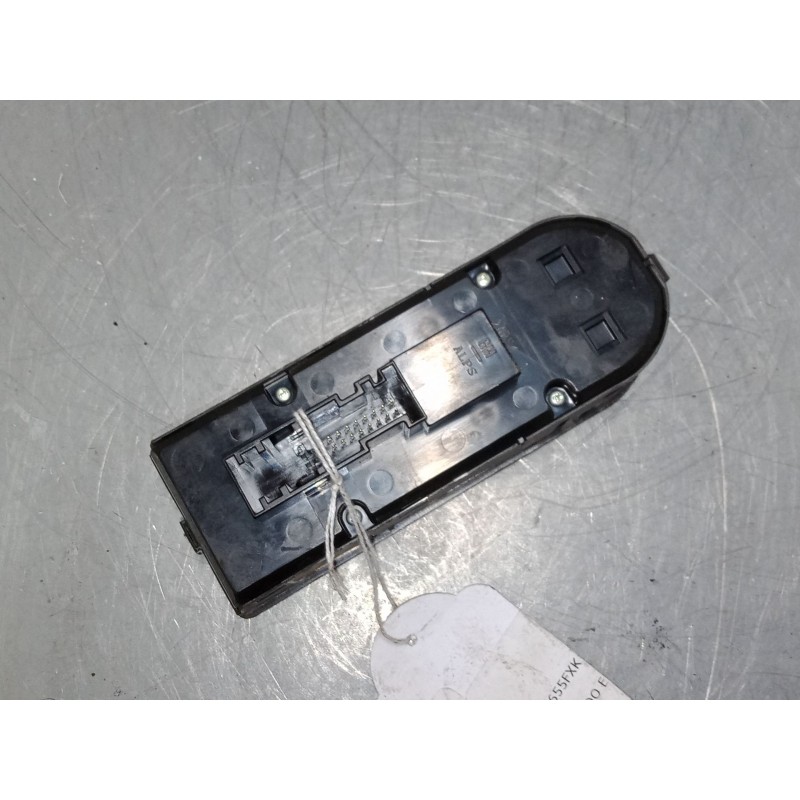 Recambio de mando elevalunas delantero izquierdo para opel astra h twintop (a04) 1.8 (l67) referencia OEM IAM   