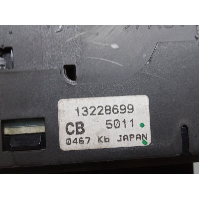 Recambio de mando elevalunas delantero izquierdo para opel astra h twintop (a04) 1.8 (l67) referencia OEM IAM   