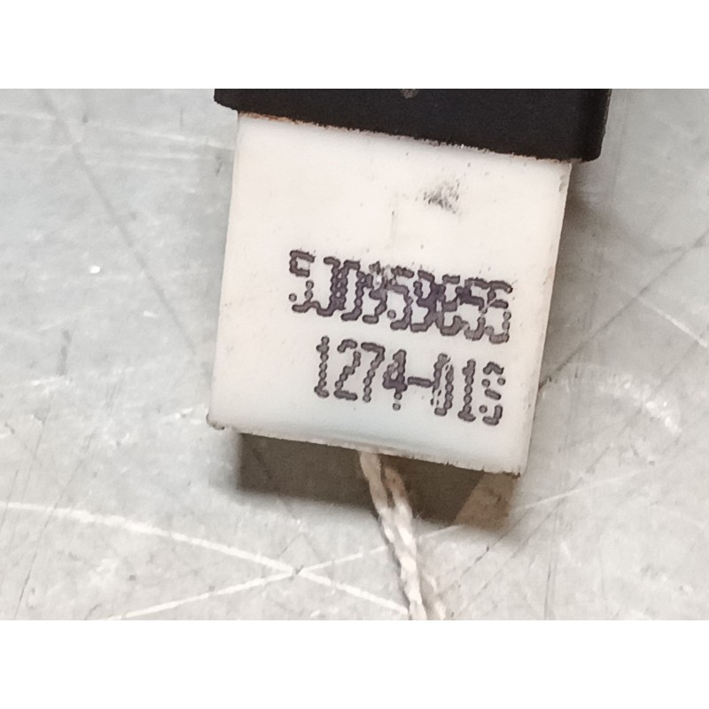 Recambio de mando elevalunas delantero derecho para skoda superb ii (3t4) 2.0 tdi 16v referencia OEM IAM   