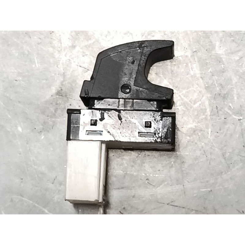 Recambio de mando elevalunas delantero derecho para skoda superb ii (3t4) 2.0 tdi 16v referencia OEM IAM   