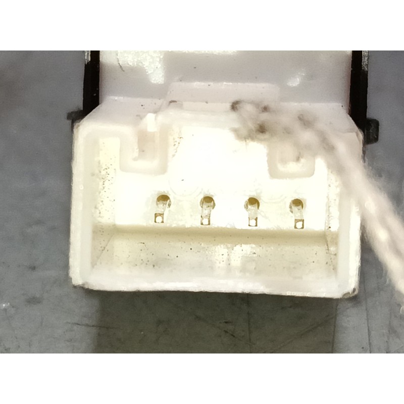 Recambio de mando elevalunas delantero derecho para skoda superb ii (3t4) 2.0 tdi 16v referencia OEM IAM   