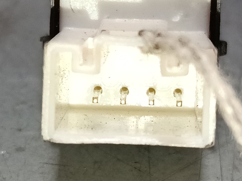 Recambio de mando elevalunas delantero derecho para skoda superb ii (3t4) 2.0 tdi 16v referencia OEM IAM   