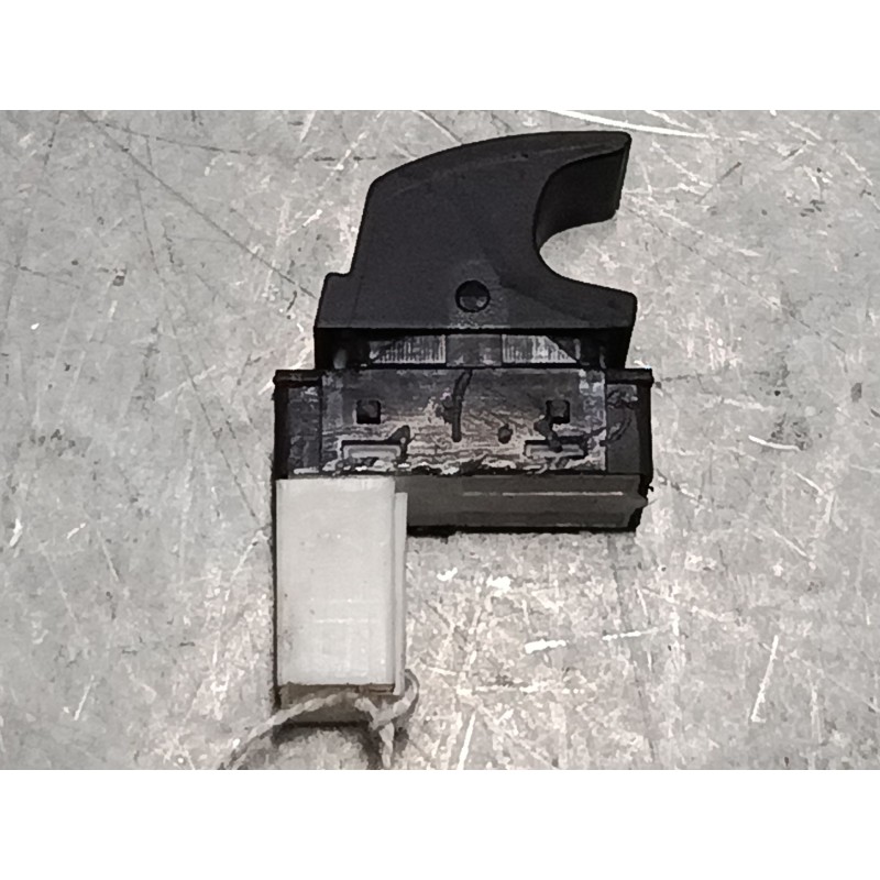 Recambio de mando elevalunas trasero derecho para skoda superb ii (3t4) 2.0 tdi 16v referencia OEM IAM   