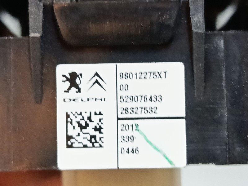 Recambio de mando elevalunas delantero izquierdo para citroën c3 ii (sc_) 1.2 vti 82 referencia OEM IAM   