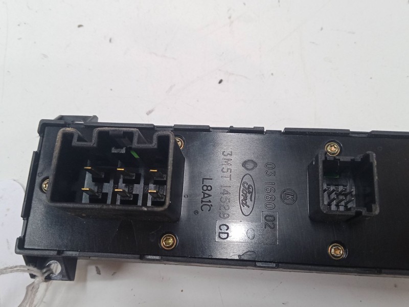 Recambio de mando elevalunas delantero izquierdo para ford focus ii furgoneta/station wagon 1.6 tdci referencia OEM IAM 3m5t1452