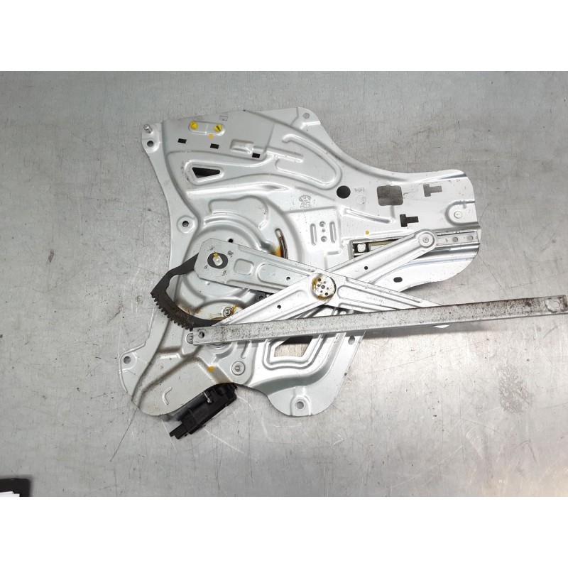 Recambio de elevalunas electrico delantero izquierdo para hyundai ix35 (lm, el, elh) 1.7 crdi referencia OEM IAM 402389D  