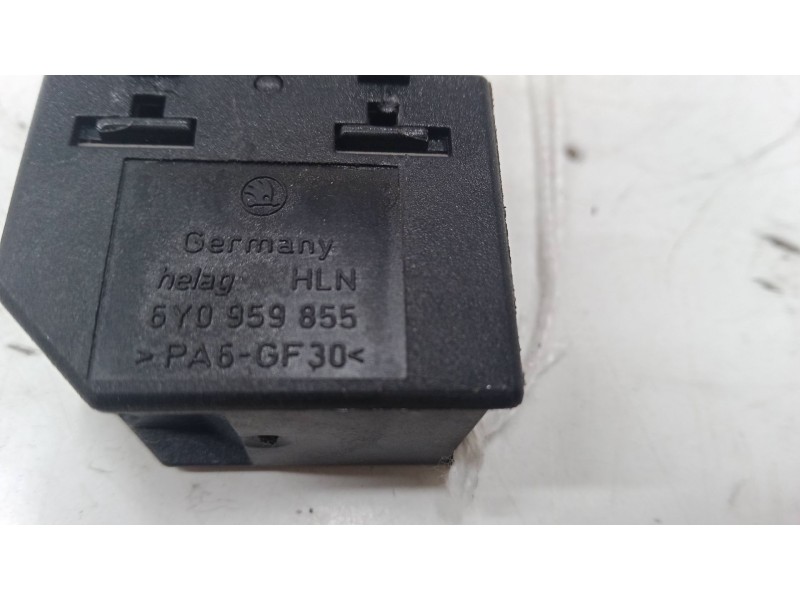 Recambio de mando elevalunas delantero derecho para skoda fabia i (6y2) 1.4 16v referencia OEM IAM 6Y0959855  