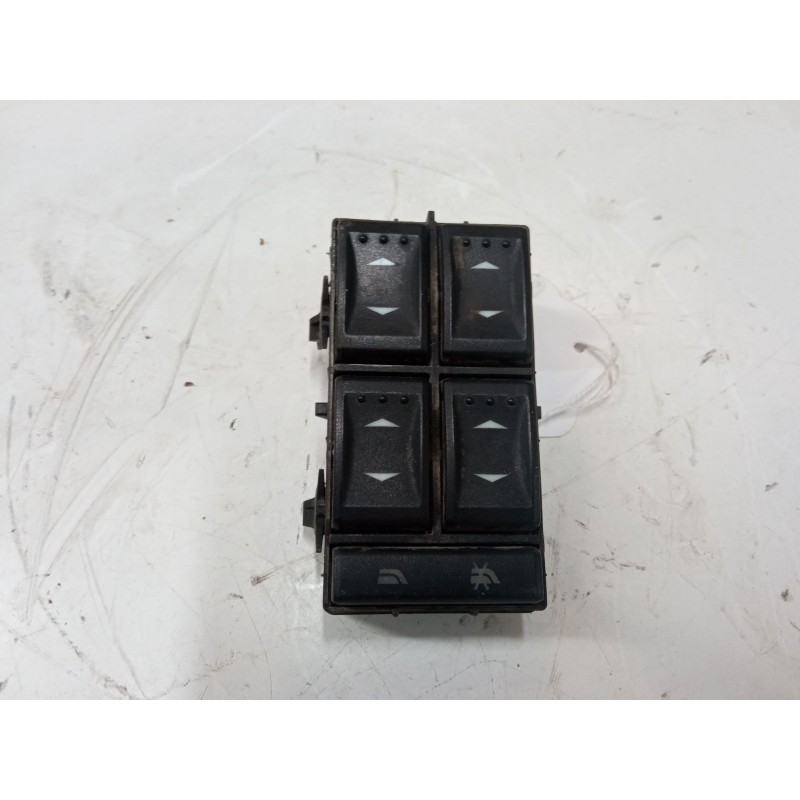Recambio de mando elevalunas delantero izquierdo para ford mondeo iii (b5y) 2.0 tdci referencia OEM IAM 1S7T14A132BE  