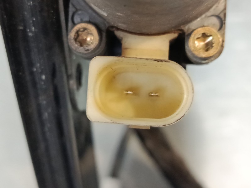 Recambio de elevalunas electrico delantero izquierdo para bmw z4 roadster (e85) 3.0 i referencia OEM IAM 7198411S  