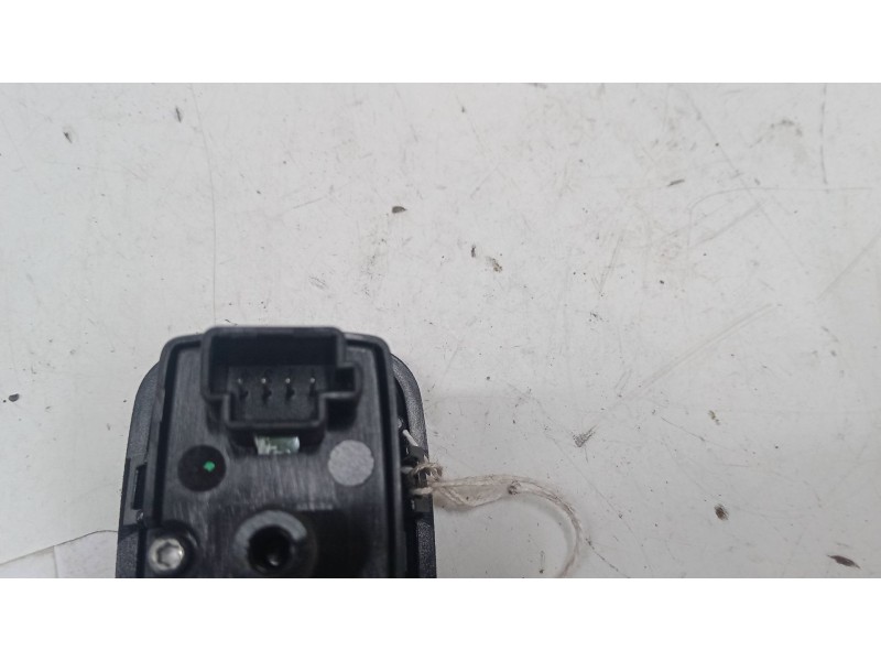 Recambio de mando elevalunas trasero izquierdo para mercedes-benz clase a (w169) a 170 (169.032, 169.332) referencia OEM IAM   