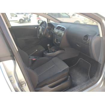 SEAT LEON (1P1)