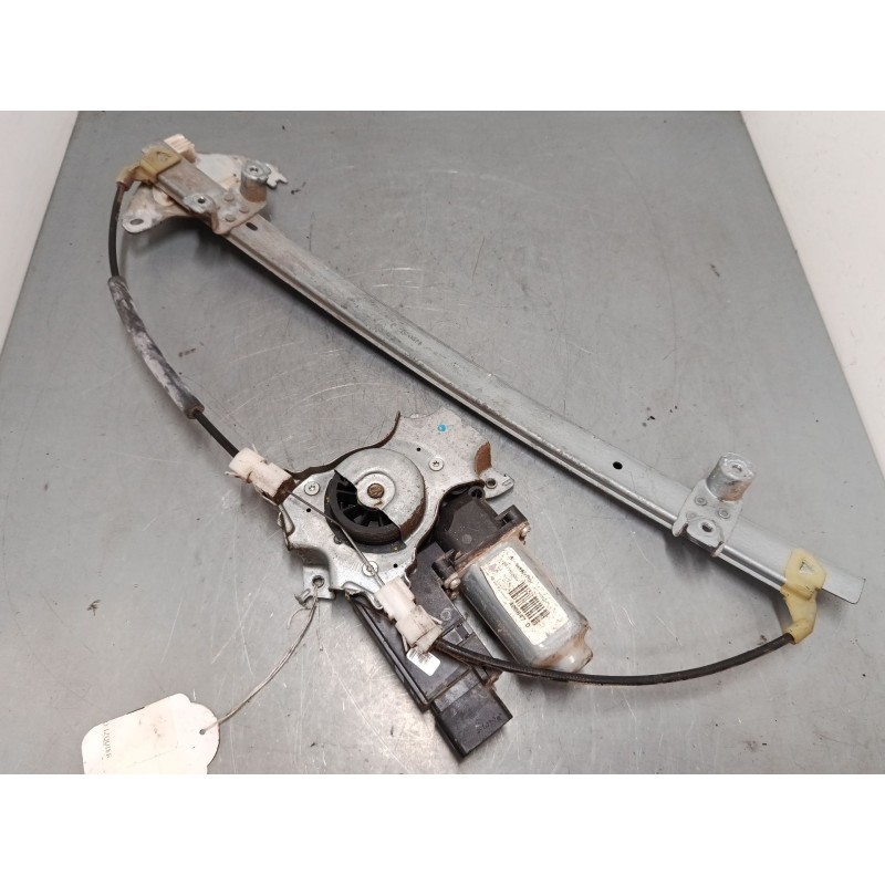 Recambio de elevalunas electrico delantero izquierdo para nissan pathfinder iii (r51) 2.5 dci referencia OEM IAM 400847D  