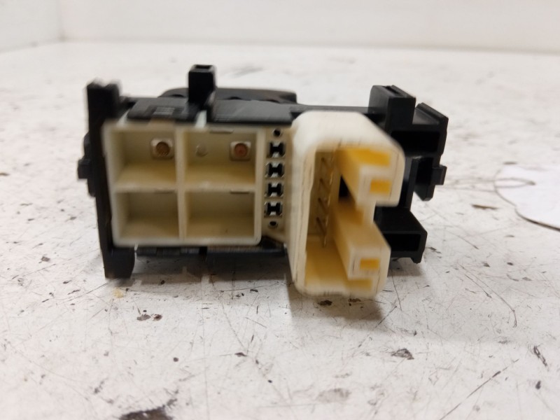 Recambio de mando elevalunas delantero derecho para peugeot 108 1.2 referencia OEM IAM   