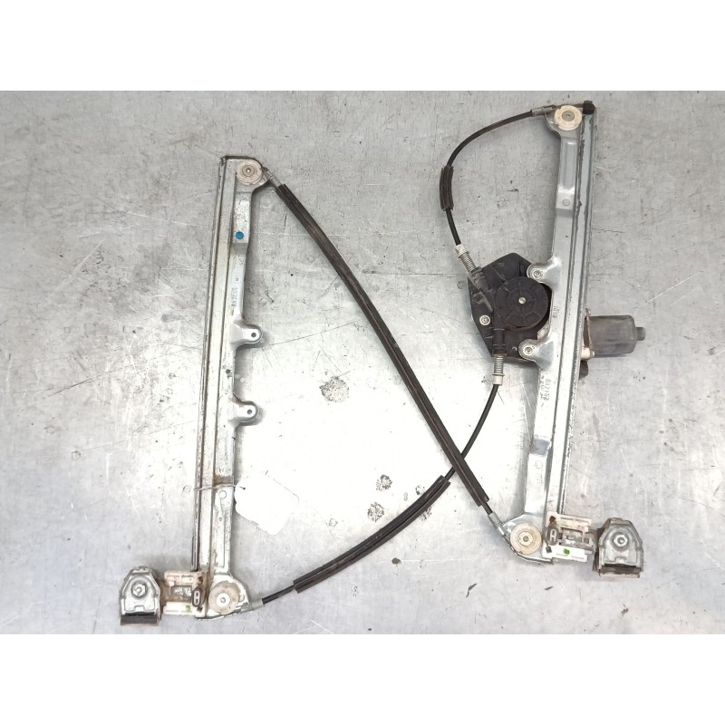 Recambio de elevalunas electrico delantero izquierdo para mitsubishi colt vi (z3_a, z2_a) 1.3 (z21a) referencia OEM IAM 5713A133