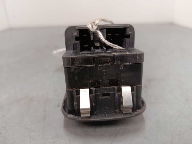 Recambio de mando elevalunas central para peugeot 306 break (7e, n3, n5) 2.0 hdi 90 referencia OEM IAM   