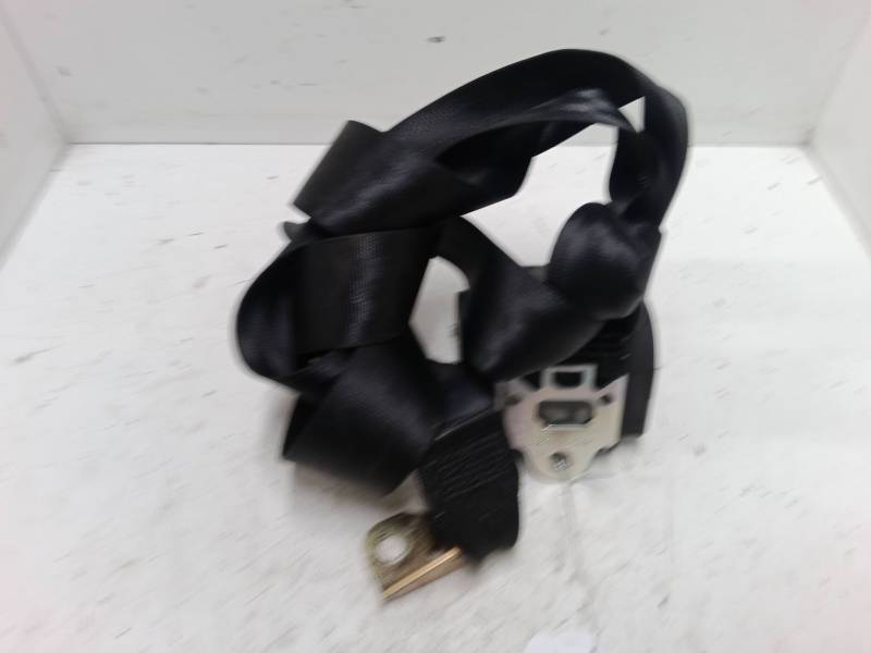 CINTURON SEGURIDAD TRASERO DERECHO 