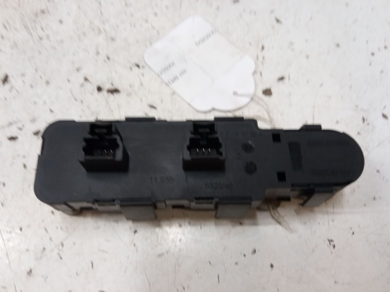 Recambio de mando elevalunas delantero izquierdo para peugeot 307 cc (3b) 2.0 16v referencia OEM IAM   