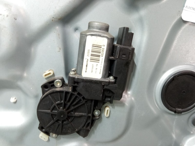 Recambio de elevalunas electrico delantero izquierdo para kia cee´d sw (ed) 2.0 crdi 140 referencia OEM IAM 82470 1H020  