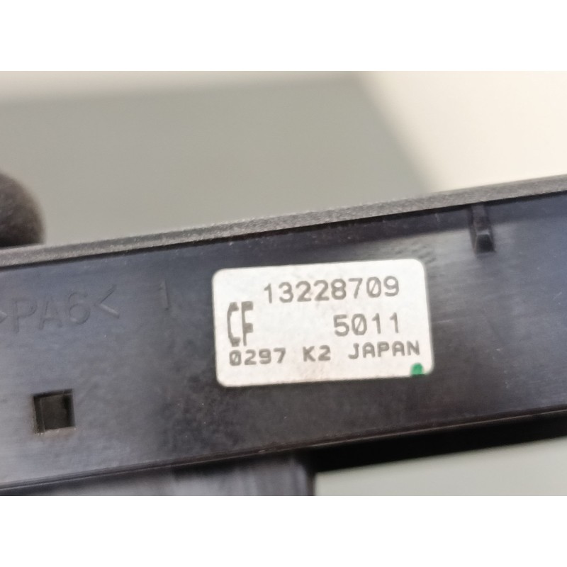 Recambio de mando elevalunas delantero derecho para opel astra h (a04) 1.7 cdti (l48) referencia OEM IAM   