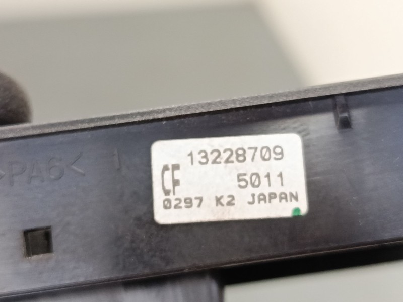 Recambio de mando elevalunas delantero derecho para opel astra h (a04) 1.7 cdti (l48) referencia OEM IAM   