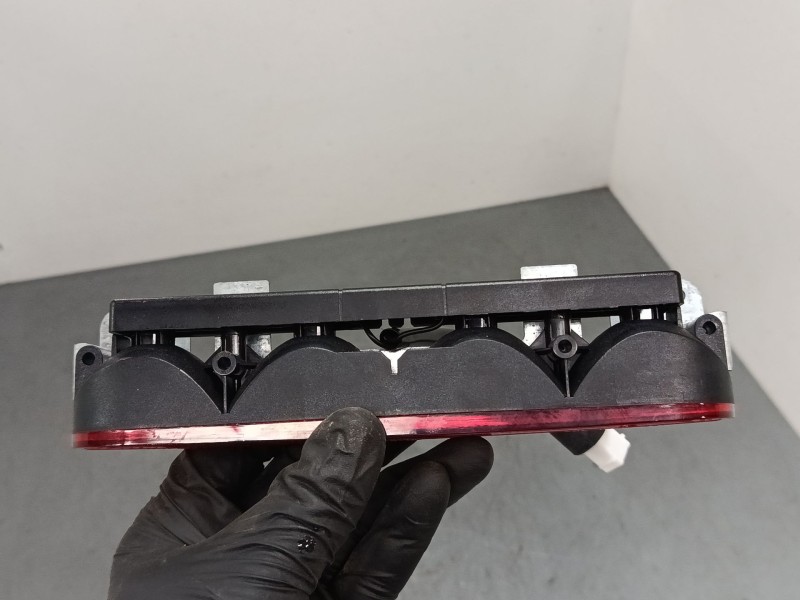 Recambio de luz central de freno para mitsubishi colt v (cj_, cp_) 1300 gl,glx (cj1a) referencia OEM IAM   