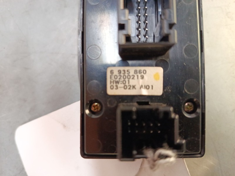 Recambio de mando elevalunas delantero izquierdo para bmw z4 roadster (e85) 3.0 i referencia OEM IAM   