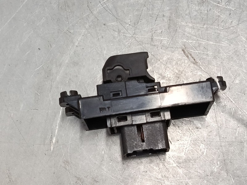 Recambio de mando elevalunas delantero derecho para hyundai i30 (gd) 1.4 crdi referencia OEM IAM   