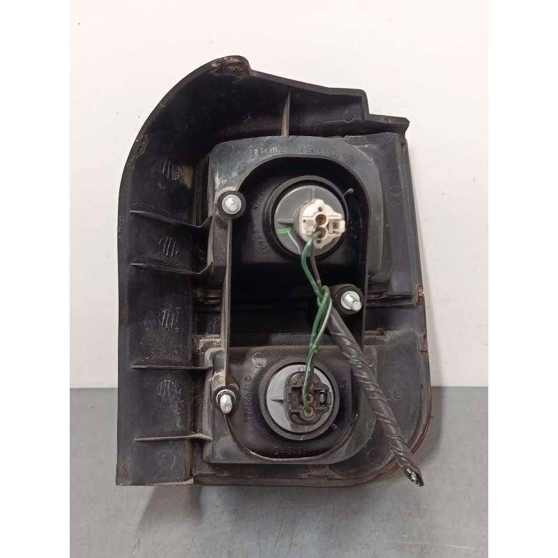 Recambio de piloto trasero izquierdo para mitsubishi space wagon (n9_w, n8_w) 2.0 referencia OEM IAM 0431536L  