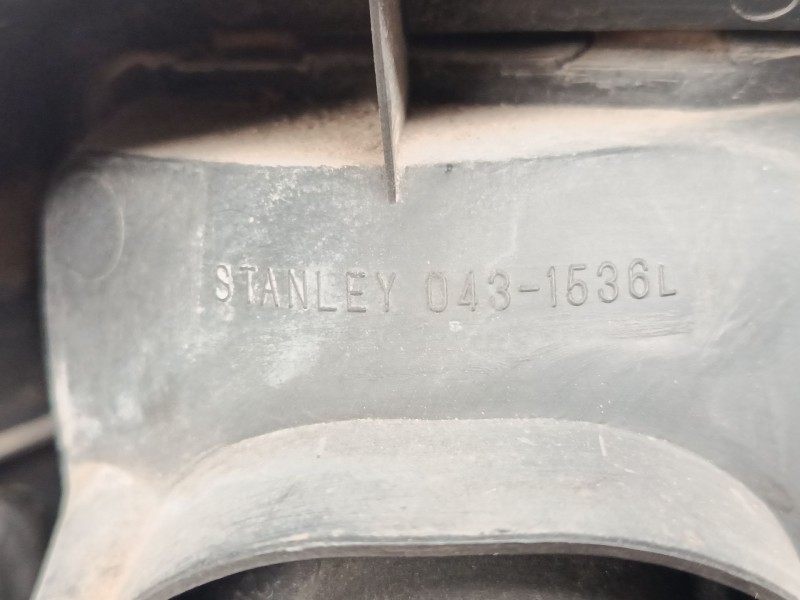 Recambio de piloto trasero izquierdo para mitsubishi space wagon (n9_w, n8_w) 2.0 referencia OEM IAM 0431536L  