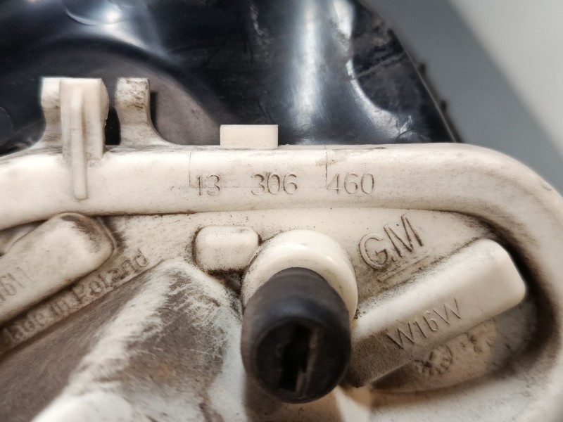 Recambio de piloto trasero derecho para opel astra j (p10) 1.7 cdti (68) referencia OEM IAM 13306460  