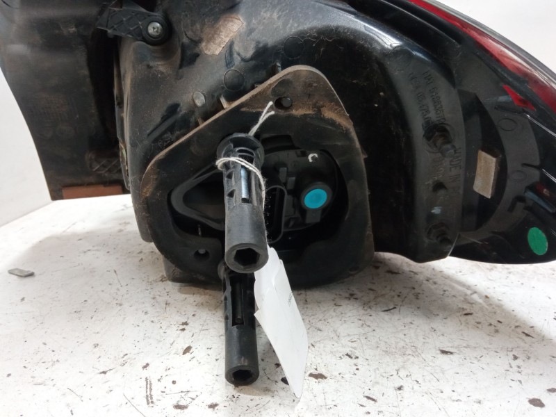 Recambio de piloto trasero izquierdo para fiat 500l (351_, 352_) 1.4 (199lyb1b) referencia OEM IAM 51883572  