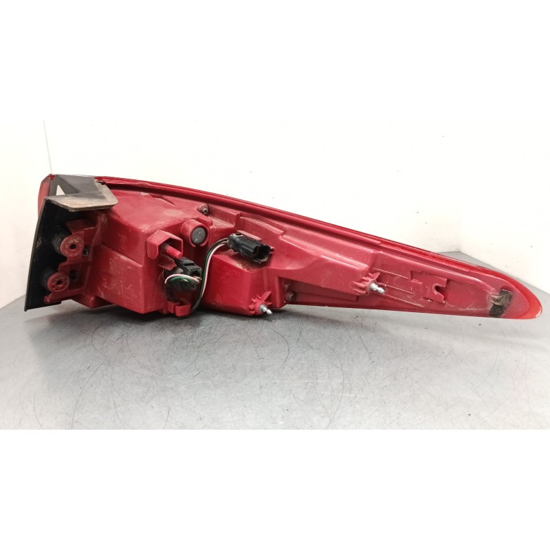 Recambio de piloto trasero izquierdo para kia sportage iv (ql, qle) 1.7 crdi referencia OEM IAM 92401F1100  