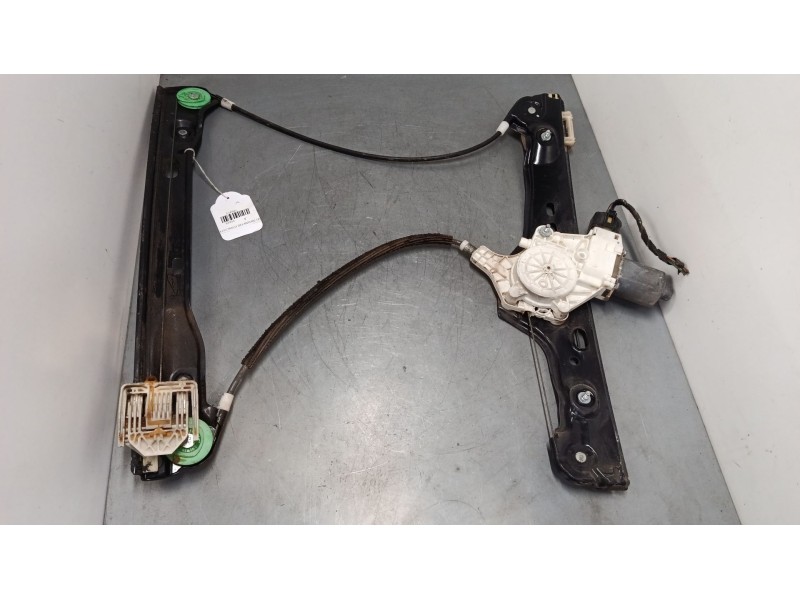 Recambio de elevalunas electrico delantero izquierdo para bmw 3 (e90) 320 d referencia OEM IAM 0130822226  