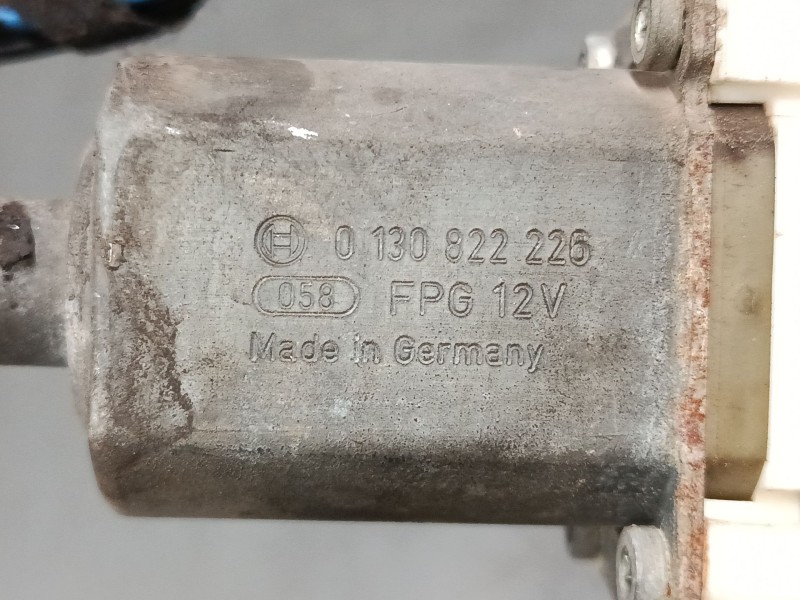 Recambio de elevalunas electrico delantero izquierdo para bmw 3 (e90) 320 d referencia OEM IAM 0130822226  