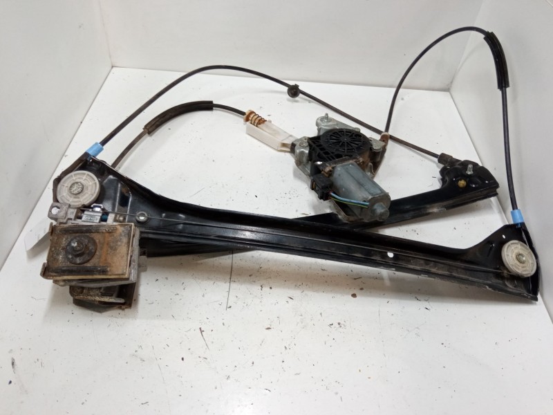 Recambio de elevalunas electrico izquierdo 3p para bmw 3 coupé (e46) 320 ci referencia OEM IAM 676283620640  