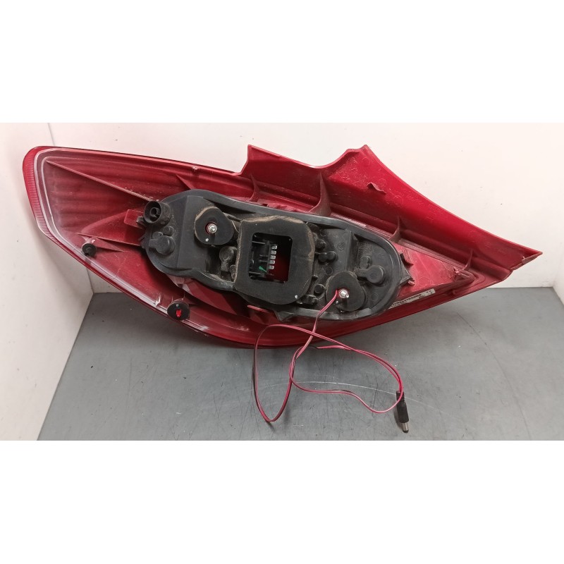 Recambio de piloto trasero derecho para opel corsa d (s07) 1.3 cdti (l08, l68) referencia OEM IAM 13186351 89038961A 