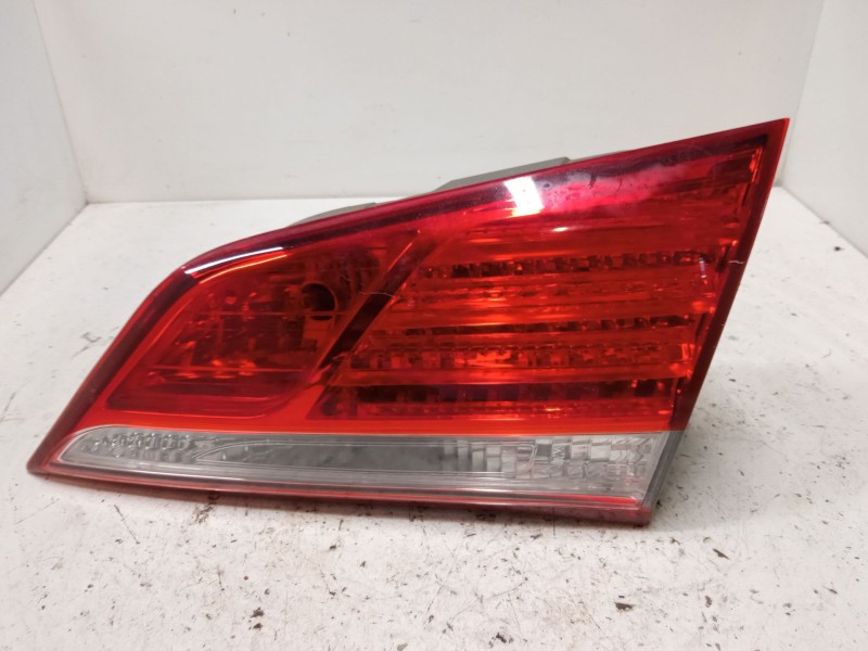 Recambio de piloto trasero derecho interior para hyundai i40 i (vf) 1.7 crdi referencia OEM IAM 924403Z600  