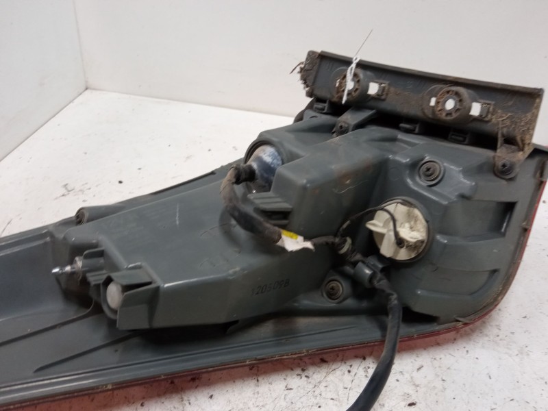 Recambio de piloto trasero derecho para hyundai i40 i (vf) 1.7 crdi referencia OEM IAM 92402-3Z3 / 924203Z600 / 924023Z500  