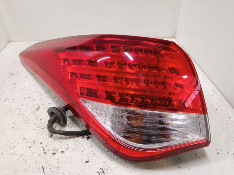 Recambio de piloto trasero izquierdo para hyundai i40 i (vf) 1.7 crdi referencia OEM IAM 92401-3Z3 924103Z600 924013Z600