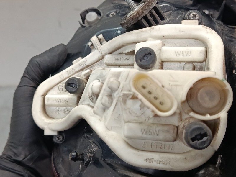 Recambio de piloto trasero izquierdo para opel astra j (p10) 1.7 cdti (68) referencia OEM IAM   