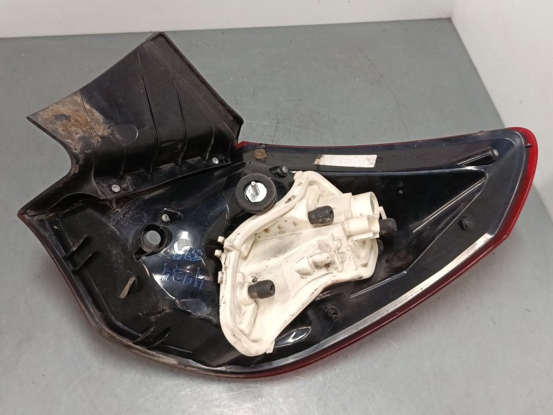 Recambio de piloto trasero izquierdo para opel astra j (p10) 1.7 cdti (68) referencia OEM IAM 13306459  