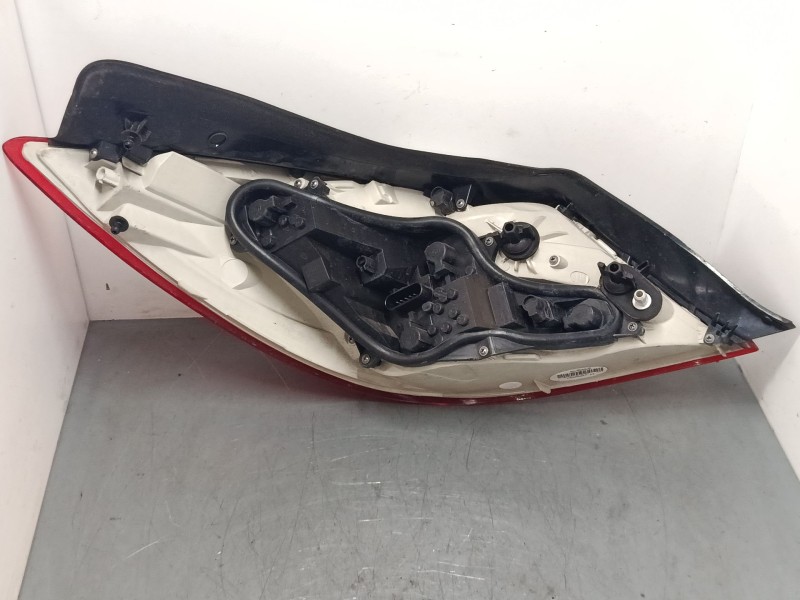 Recambio de piloto trasero derecho para opel insignia a (g09) 2.0 cdti (68) referencia OEM IAM 13226857  