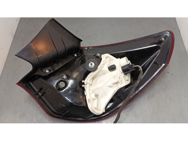 Recambio de piloto trasero izquierdo para opel astra j (p10) 1.4 turbo (68) referencia OEM IAM 084421971L  