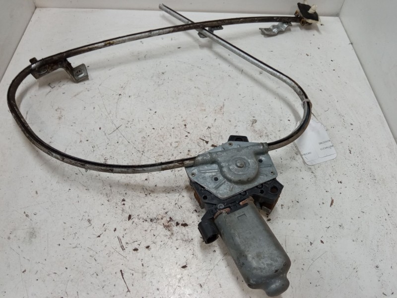 Recambio de elevalunas electrico delantero derecho para renault clio i (b/c57_, 5/357_) 1.2 (5/357y, 5/357k) referencia OEM IAM 