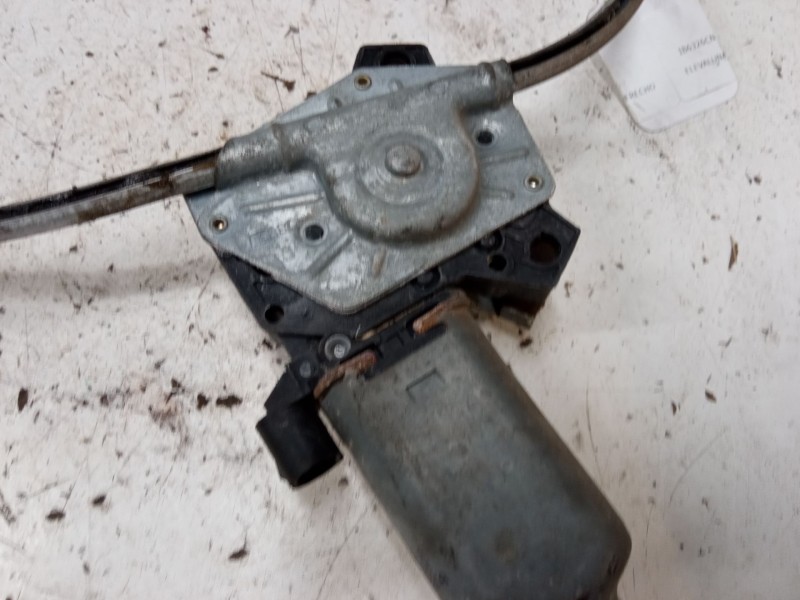 Recambio de elevalunas electrico delantero derecho para renault clio i (b/c57_, 5/357_) 1.2 (5/357y, 5/357k) referencia OEM IAM 