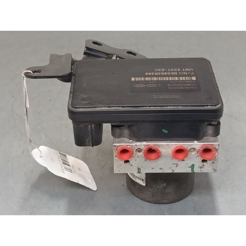 Recambio de abs para kia sportage iv (ql, qle) 1.7 crdi referencia OEM IAM 58920F1100 MGH80BH6013R300 BE6003R300