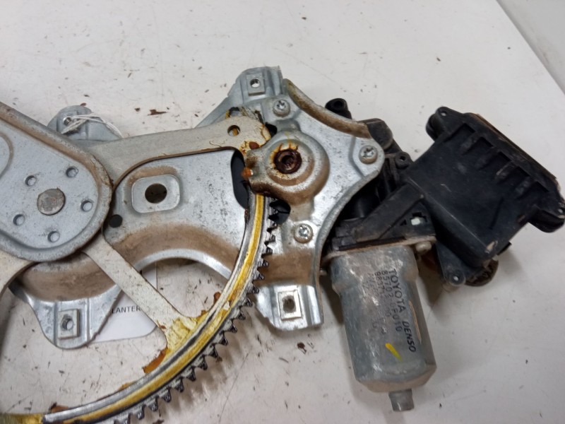 Recambio de elevalunas electrico delantero izquierdo para toyota yaris (_p9_) 1.4 d-4d (nlp90_) referencia OEM IAM 983712100  