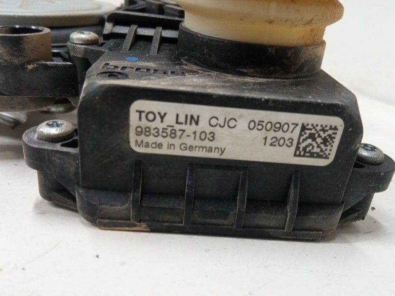 Recambio de elevalunas electrico delantero izquierdo para toyota yaris (_p9_) 1.4 d-4d (nlp90_) referencia OEM IAM 983712100  